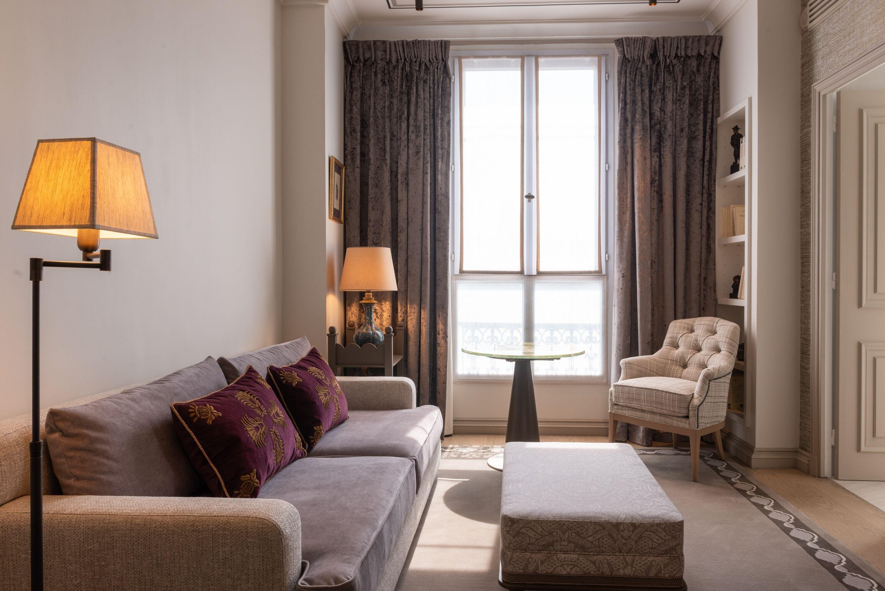 De Montesquieu Hotel 5*