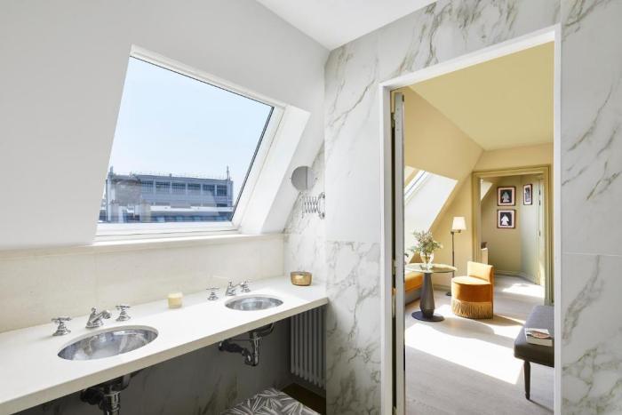 Hotel De Montesquieu Paris